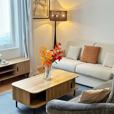 Charming 1-bedroom In Prestigious 16th Arrondissement Apartment *