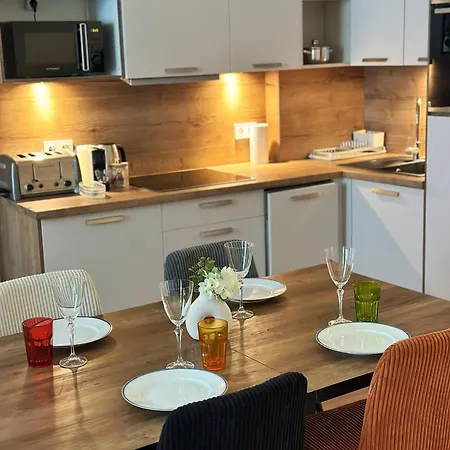 Charming 1-bedroom In Prestigious 16th Arrondissement Apartment *